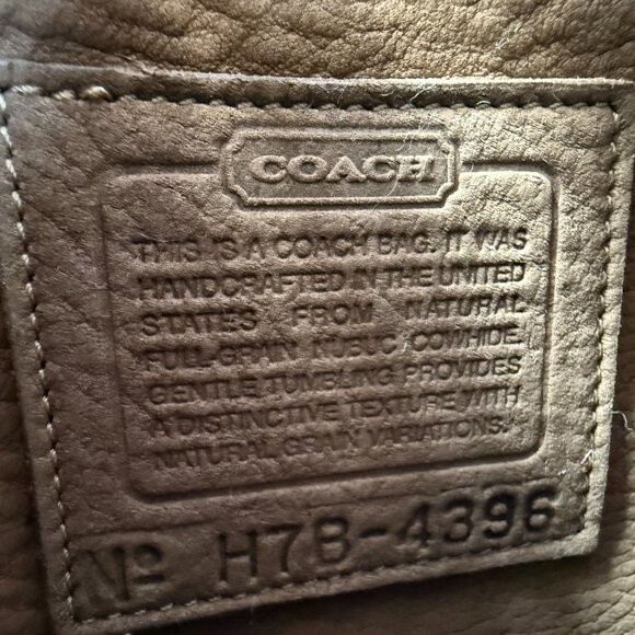 Mini zip ergo, in lovely sand!  So chic for fall! - Picture 11 of 14